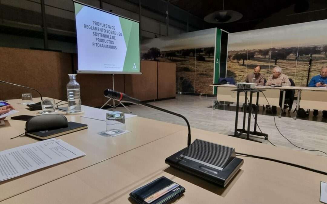 ADEPROVE asiste a la mesa de Sanidad Vegetal de Andalucía